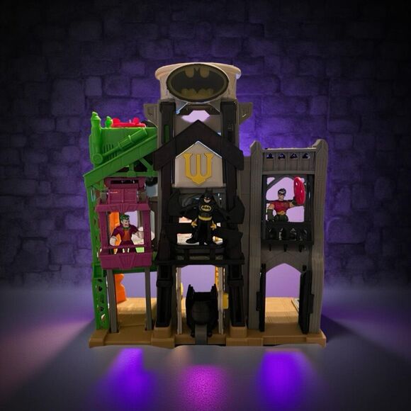 Imaginext DC Super Friends Wayne Manor Gotham Flight Inc Bat Bike Robin Joker - Picture 1 of 12